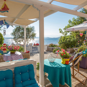 Anastasias Apartments Iria Beach - Iria Beach Apartments