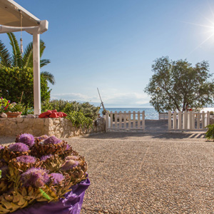 Anastasias Apartments Iria - Apartments on the Beach