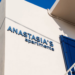 Anastasias Apartments Iria Beach - Apartments Exterior