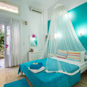Art Apartments Iria Beach - Grounf Floor Apartments